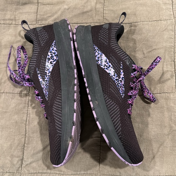 Great Used Brooks Revel Running Shoes - Picture 7 of 7
